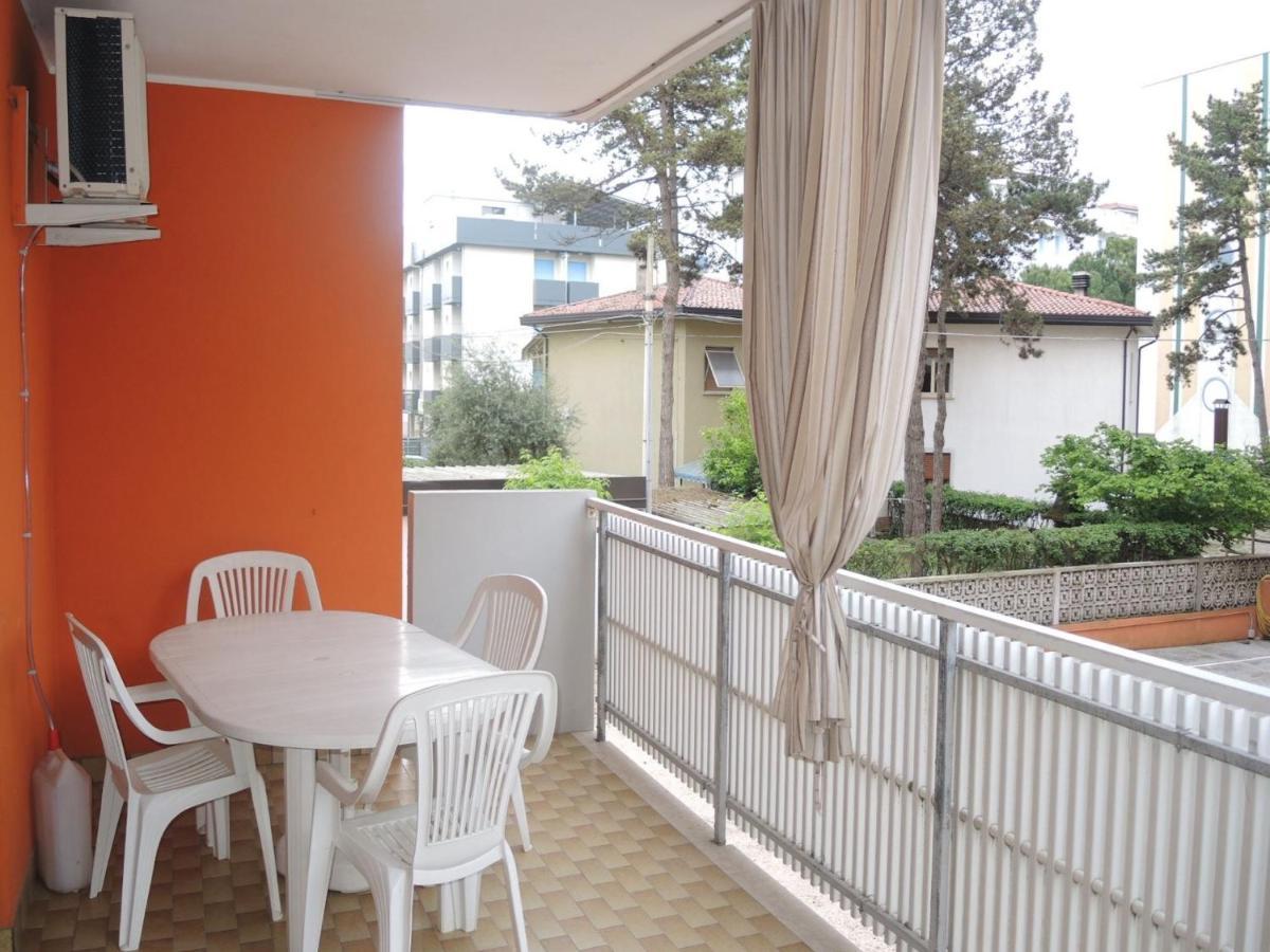 Appartamento Warm Two-room Flat With Terrace Near The